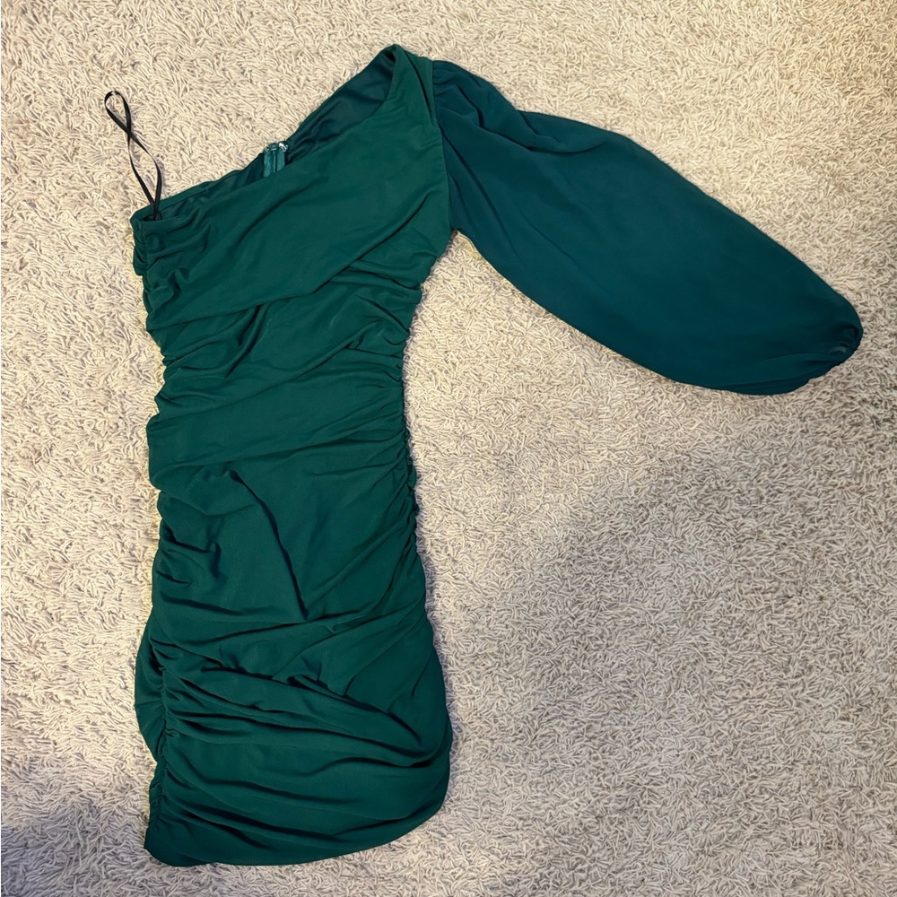 Green hello molly one sleeve dress